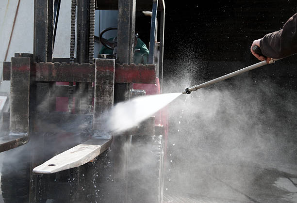 Best Parking Lot and Garage Cleaning  in Vale, OR